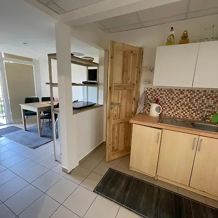 3 Apartment,parking * ברטיסלאבה