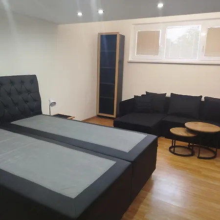 3 Apartment,parking Bratislava